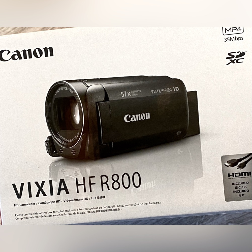 🎥 Canon VIXIA HF R800 Portable Video Camera Camcorder